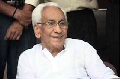 Artist to re-do Kerala ex-CM's statue after lack of resemblance