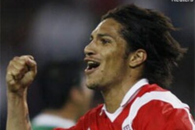 Peru join Argentina in Copa's last 8