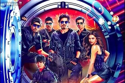 'Happy New Year' poster: Get ready to be robbed by SRK, Deepika