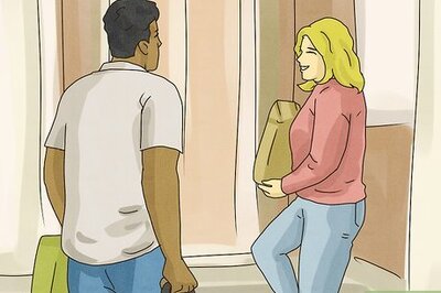 13 Ways to Flirt with a Guy Without Seeming Desperate