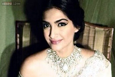 Quick Quiz: Can you guess the designer whose creation Sonam Kapoor is wearing?