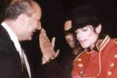 Anupam Kher Shares Throwback Picture With Michael Jackson, Says He Broke Barricades to Hug Him