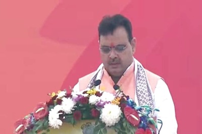 Rajasthan CM Bhajanlal Sharma Flags off Vedanta Pink City Half Marathon