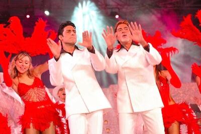 Abhishek Bachchan Recalls First Stage Performance with 'Pretty Cool Dude' Big B