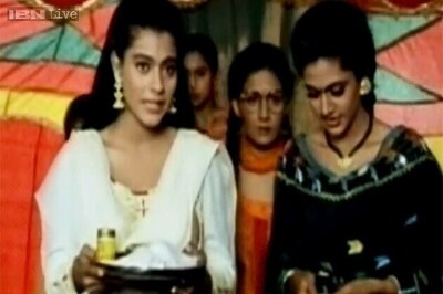 Did you know that Simran worried about her fairness? This DDLJ deleted scenes video will enlighten you