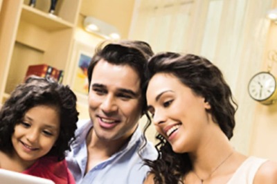 This LIC Policy Offers Special Premium Rates For Women And Non-Smokers; Check Details Here