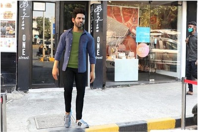 Kartik Aaryan Excited About His 'Statue' in Bandra, Says the Real Him Wouldn't be Without a Mask