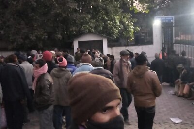 Children Among 200 Republic Day Parade Artists Stranded Near Red Fort Due to Farmers' Tractor Rally; Rescued