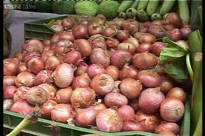 BJP to 'sell' onion at Rs 40 per kg at all the 70 assembly constituencies