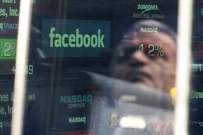Mark Zuckerberg rings Nasdaq opening bell
