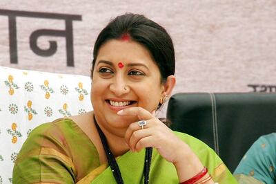 Smriti Irani Takes Charge of I&B After Venkaiah Naidu's Resignation