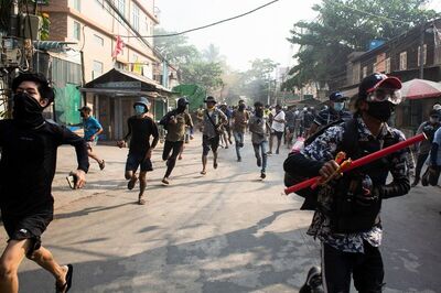 Myanmar Junta Orders Shutdown of Wireless Internet Services in Crackdown on Protests