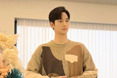 South Korean Star Kim Soo Hyun's Dad Gets Married Again, Queen of Tears Star Skips Ceremony?
