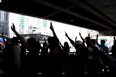 Bangkok Shuts Down Transit Systems As Protesters Persist