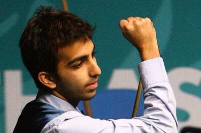 Pankaj Advani rallies to beat Alan McManus