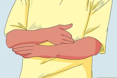 How to Measure Hockey Gloves