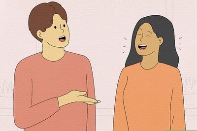 How to Know if a Girl Wants to Kiss