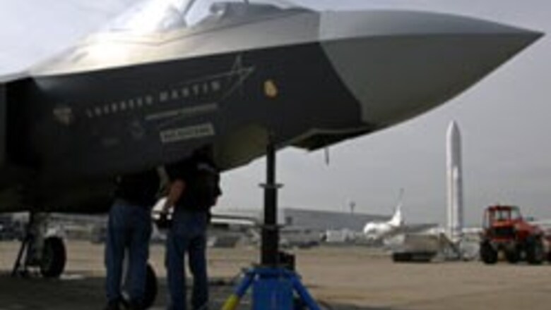 US offers high tech F-35 fighters to India