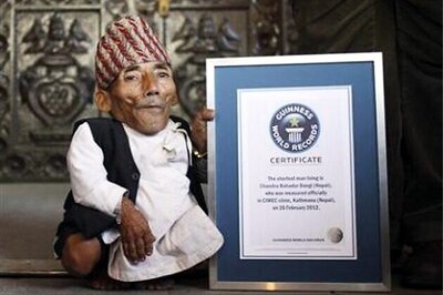 Nepal: 72-year-old declared world's shortest man