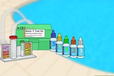 How to Get Rid of Green Water in a Swimming Pool