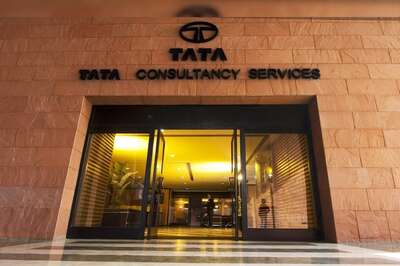 TCS Shares Fall Over 1% As Q2 Numbers Miss D-Street Estimates; Should You Buy?