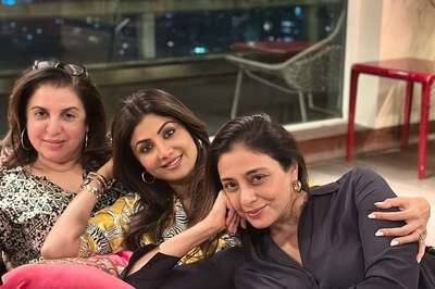 Farah Khan Throws Pyjama Party to Celebrate Tabu's Birthday; Shilpa Shetty Joins Girl Gang