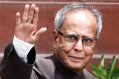 Industry leaders, bankers congratulate Pranab