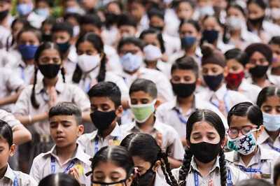 HC Quashes FIR, Asks Woman to Provide Sanitary Napkins in Schools for 2 Months