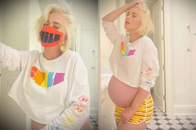 Katy Perry Doles Out Major Goals for Moms-to-be as She Flaunts Her Baby Bump in New Crop Top