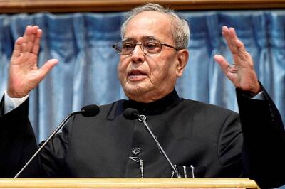 Pranab Mukherjee Denies Giving Interview to Bengali Newspaper