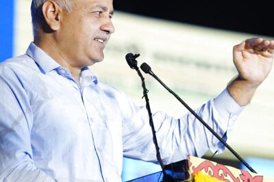 Sisodia to have 'Sunday breakfast' With Heads of Delhi Government Schools