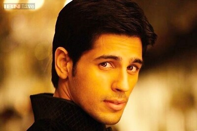 Sidharth Malhotra plans to fly down to Delhi to vote