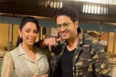 Rupali Ganguly Poses with Gaurav Khanna as Anupamaa Bags Awards, Calls Show ‘Journey To Self Love, Self Worth’