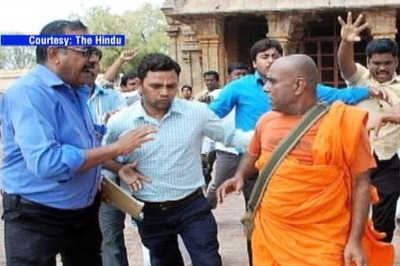 Protests in Colombo over attacks on Lankan monks in TN