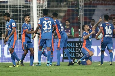 ISL 2016: 10-man FC Goa Beat NorthEast United 2-1