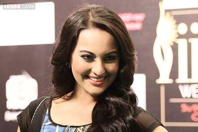 Sonakshi Sinha has her Amitabh Bachchan moment