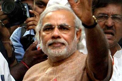 Constitutional institutions being degraded by UPA : Modi