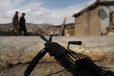 Taliban militants behead 12 Pakistani soldiers