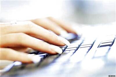 Government lifts ban on some adult websites, continues to block those promoting child pornography