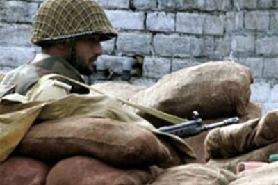 Blast at Pakistan minister's home kills 2