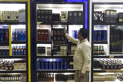 UP's New Excise Policy Hikes License Fee on Liquor