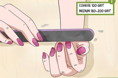 How to Cut Acrylic Nails