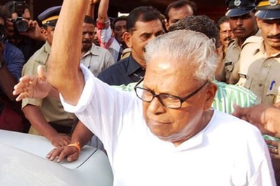 Ex-Kerala CM stopped from heading to Kudankulam
