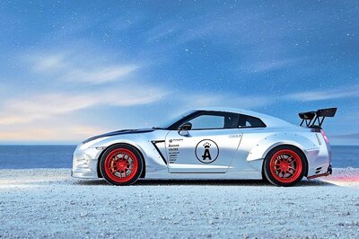 Nissan GT-R Wrapped In Matte Silver Chrome Looks Wild