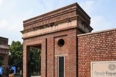 DU Allocates Rs 67.71 Crore for Setting Up WiFi Network in All College Campuses