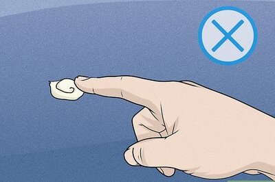 How to Remove Chewing Gum from a Car Exterior