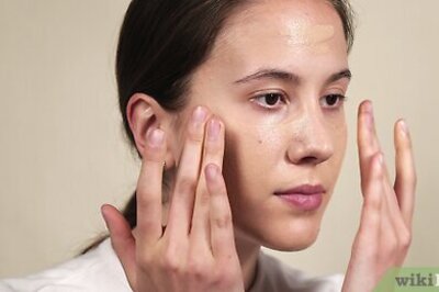 How and Where to Apply Blush: Beginner Tips for a Natural Look