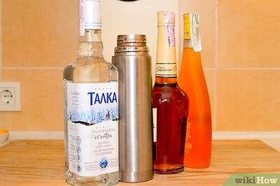 How to Make an Apple Martini