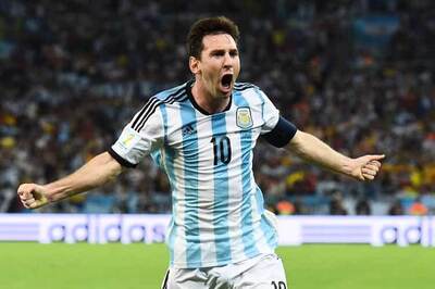 Messi, Tevez, Fleetwood's Hall vie for FIFA goal of year