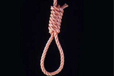 Delhi woman hangs herself over harassment